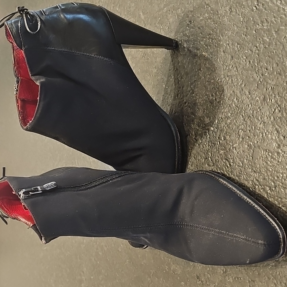 DONALD PLINER Vintage Women's Ankle‎ Boots Size 9